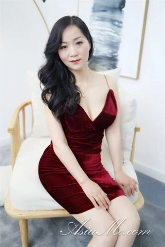 Blanche Profile image 3